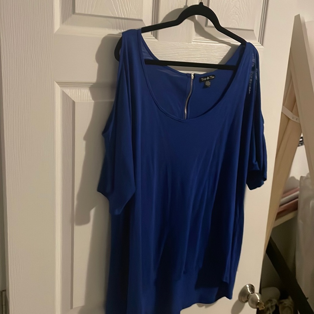 Twist tees size 3 open shoulder blue
